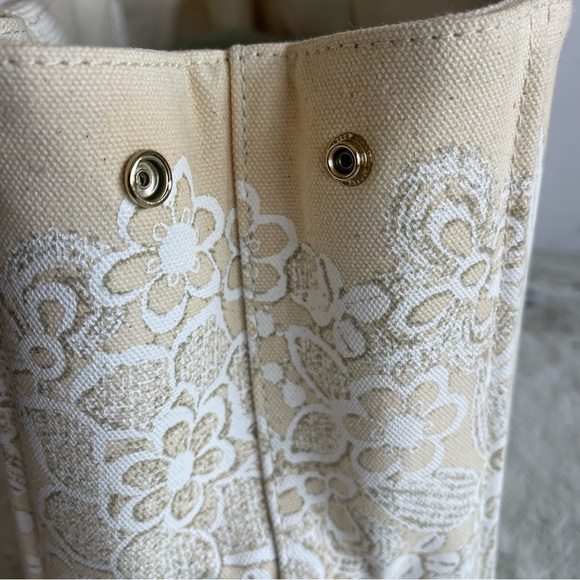 Oscar De La Renta Floral CanvasTote for Neiman Marcus/Target - Picture 6 of 11